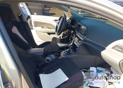 2020 Hyundai Elantra Sel z USA, uszkodzony, nr VIN 5NPD84LF2LH565374